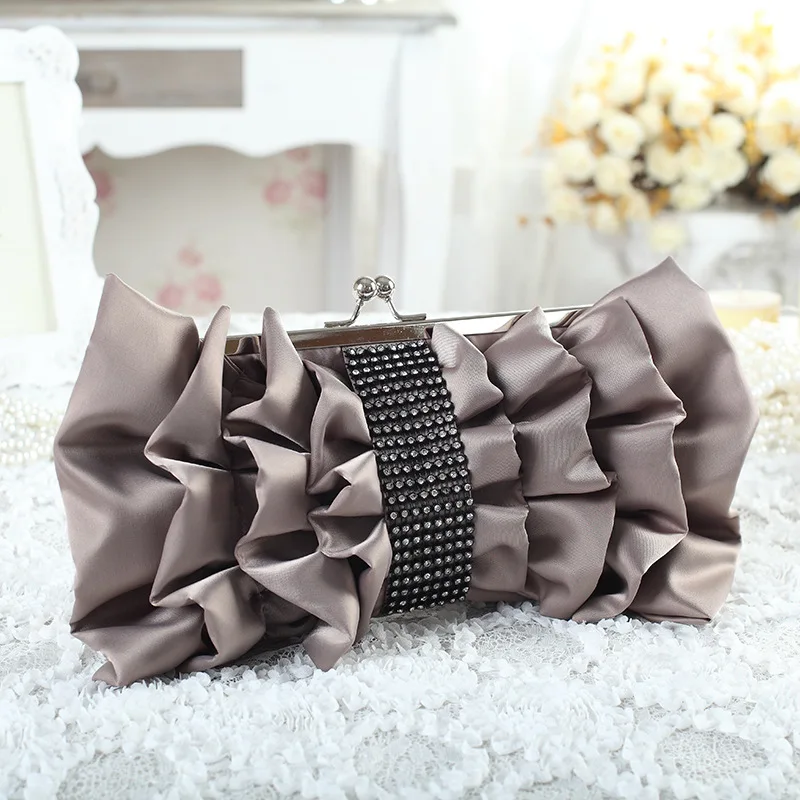 Fashion Diamond Satin Banquet Evening Bags For Women Clutches Trendy Silver Color Chain Shoulder Bag Crossbody Ladies Handbag