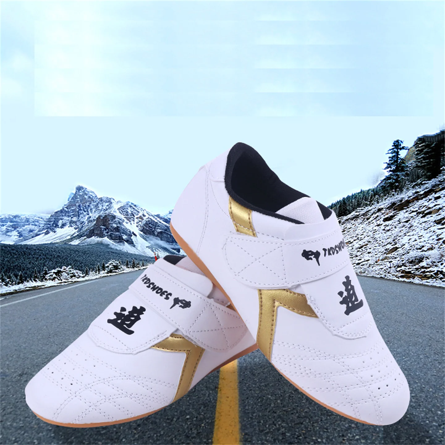 Adults And Children Taekwondo Shoes Men Women Gymnasium kung fu Jujutsu karate Training Shoes Breathable Rubber Soft Soled Shoes