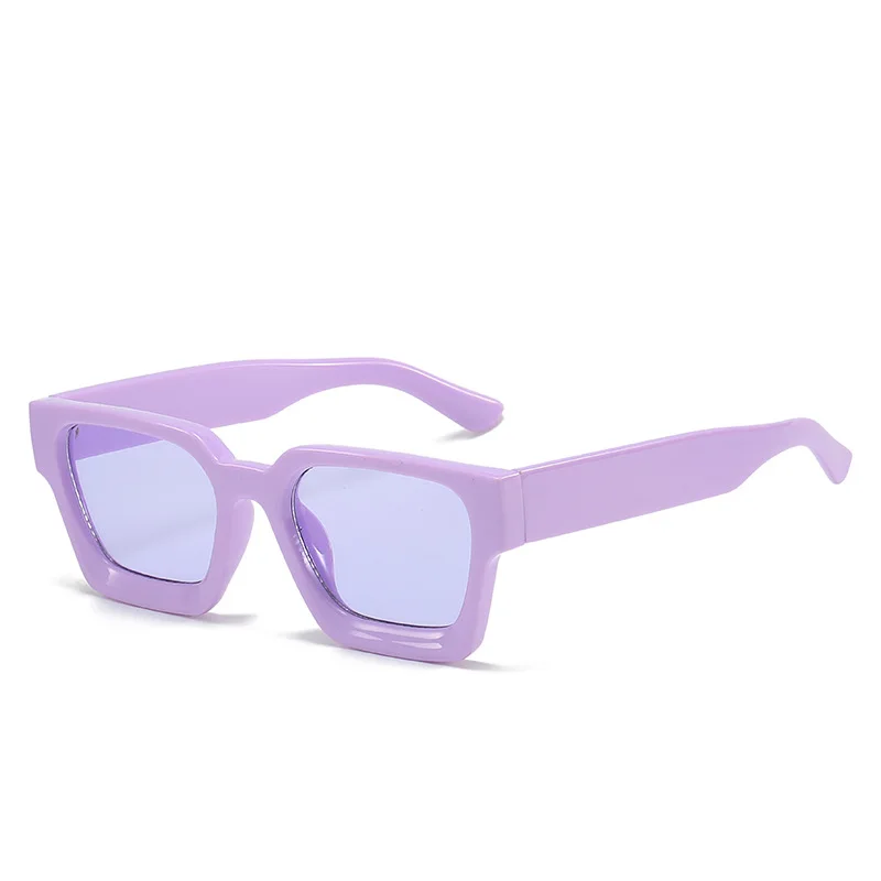Luxury Retro Square Sunglasses - Unisex Designer Shades with UV400 Protection in Trendy Green
