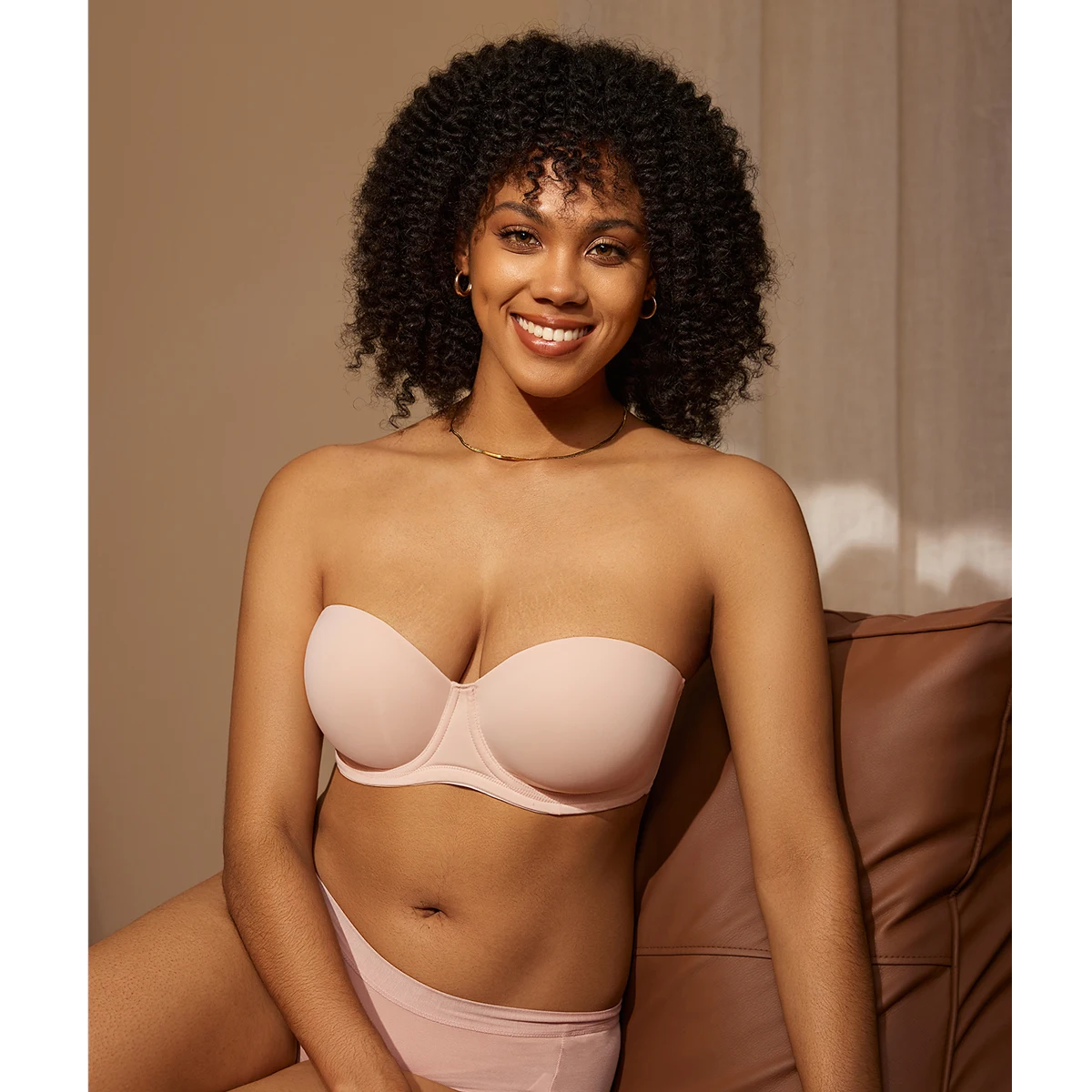 Underwire With Silicone Contour Multiway Strapless Bra For Woman