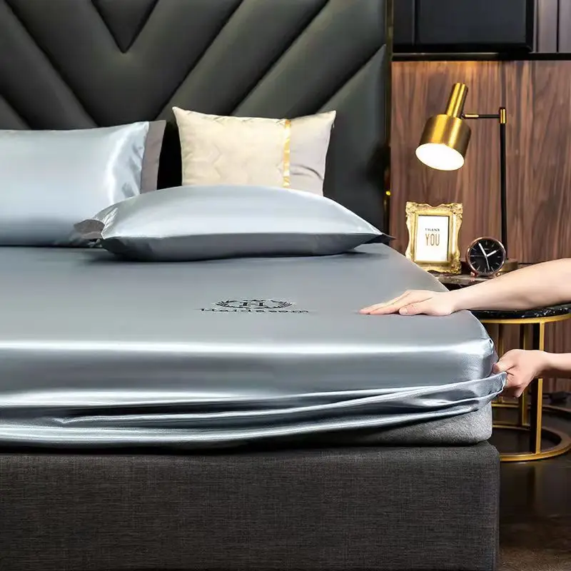 

Solid Color Embroidered Ice Silk Fitted Sheet Pillow Case Three Piece Set Summer Ice Silk Mat Mattress Protective Cover