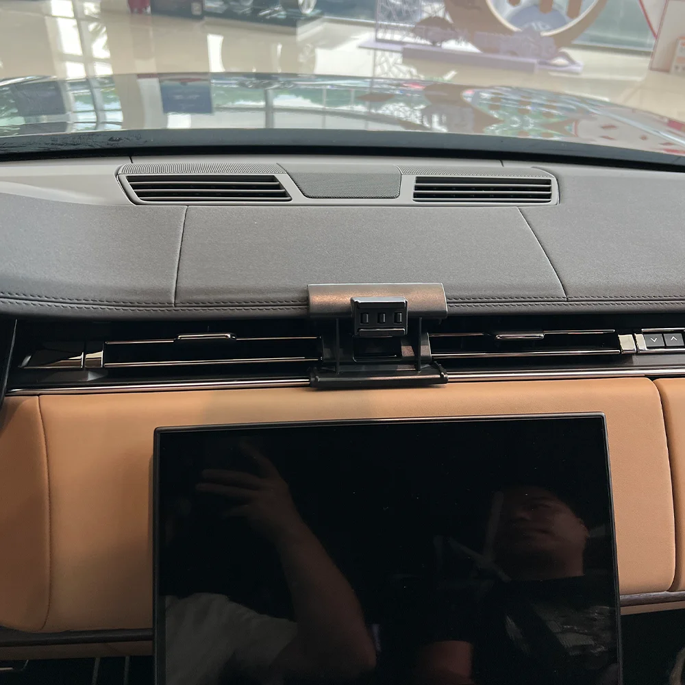 15W Car Phone Holder for Land Rover Range Rover L460 ~ Air Vent Magnetic GPS Support Wireless Charging Accessorie iPhone