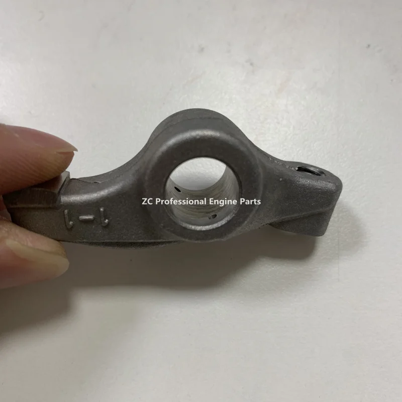 8972125200 8-97212520-0 Japanese original exhaust valve rocker arm for Isuzu 4LE1 4LE2 engine parts