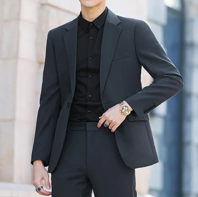 Stylish luxury high quality men's suit with trousers, casual configuration, selected high quality fabrics 7150