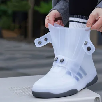 Two-Tone Waterproof Shoe Covers: 1