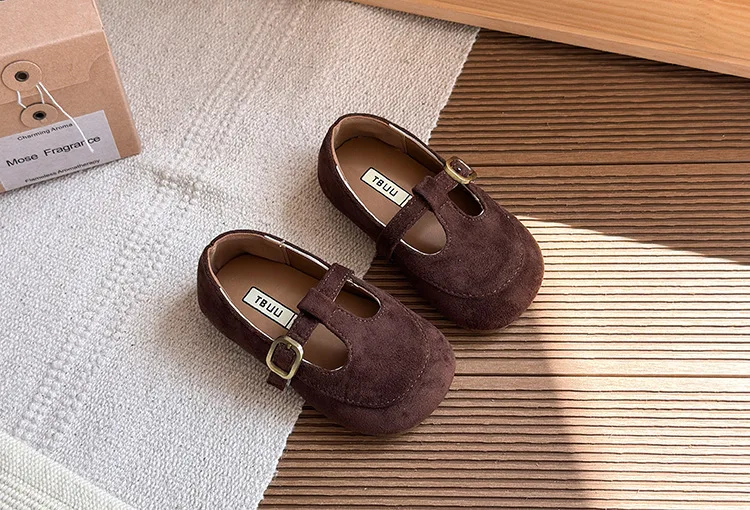 Mädchen Wildleder-Slipper mit weicher Sohle – Flexible Slip-On-Schuhe für Kleinkinder & Kinder, bequeme Schulschuhe im Vintage-Stil – Detail 18