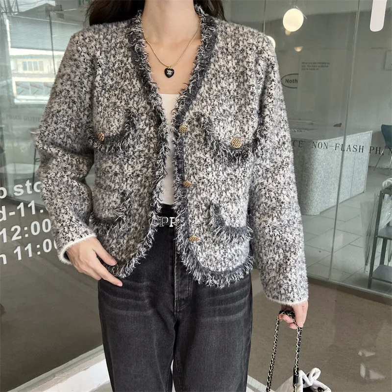  Autumn Korean Version V-neck Imitation Mink Velvet Tassel Knitted Cardigan Small Fragrance Loose Sweater Women's Jacket men s sweater cardigan winter 100% mink fleece standing neck knit zipper coat thickened warm jacket cashmere tops korean version