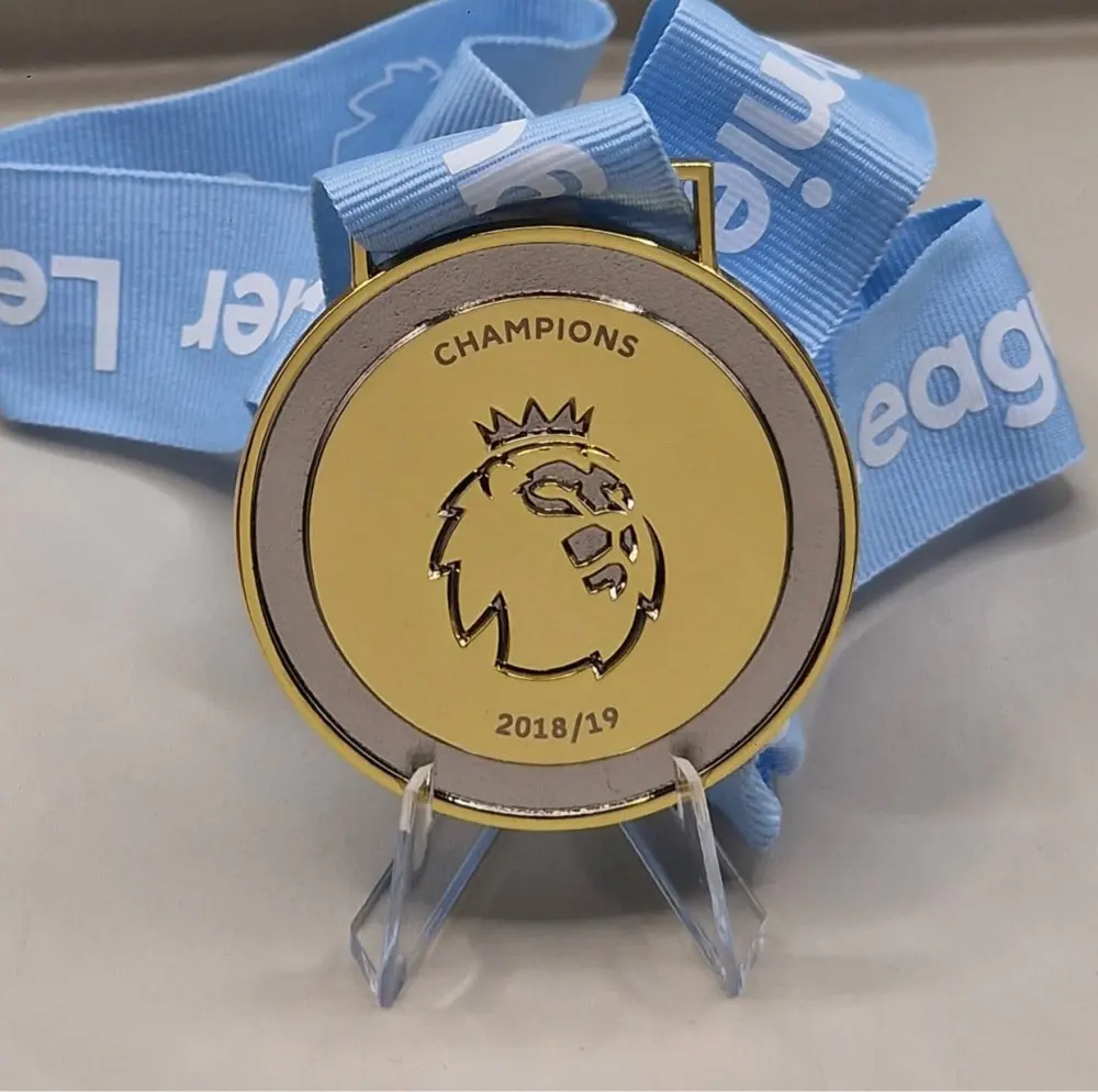 

old style 2018-19 Season for Man City Champions Medal The 2018-19 Season Champions Medal Repl Fans collections