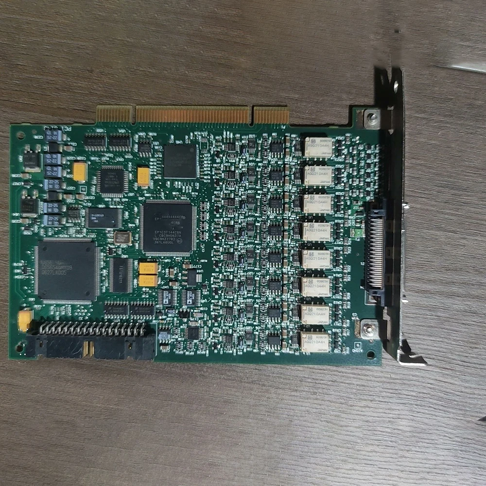 For NI PCI-6143 778913-01 Synchronous Data Acquisition Card 4 For NI PCI-6143 778913-01 Synchronous Data Acquisition Card - Image 2