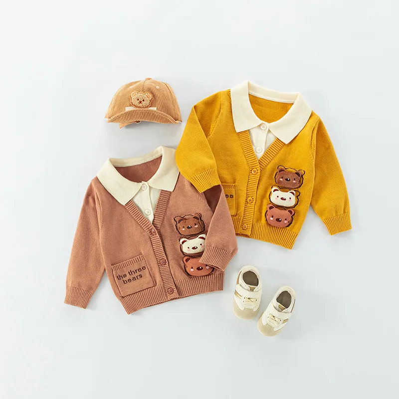 New 0-3 Year Spring Autumn Infant Boys Cardigan Fake Two Pieces Patched Cartoon Bear Newborn Boys Sweater Stylish Baby Coat