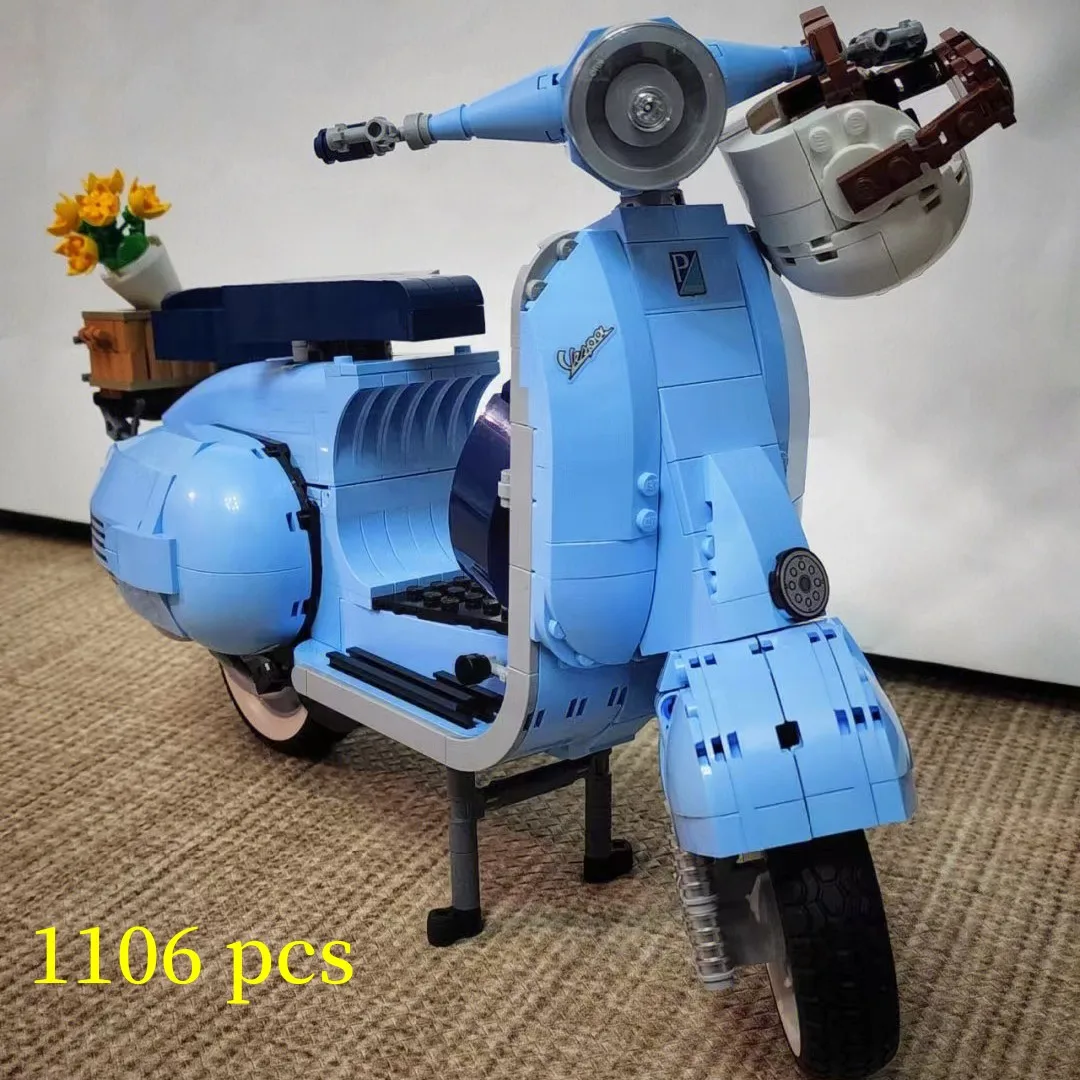 

NEW Roman Holiday Technical Vespas 125 MOC 10298 Motorcycle City MOTO Building Blocks Bricks Model Toys for Kids Boys Gift