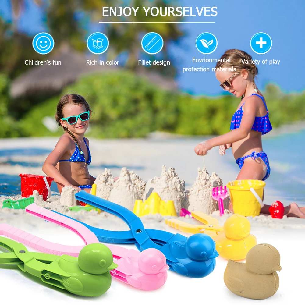 Cartoon Duck Snowballs Mold Shovel Plastic Snowball Shaped Clip with Handle Portable Multipurpose for Kids Outdoor Sports Toys