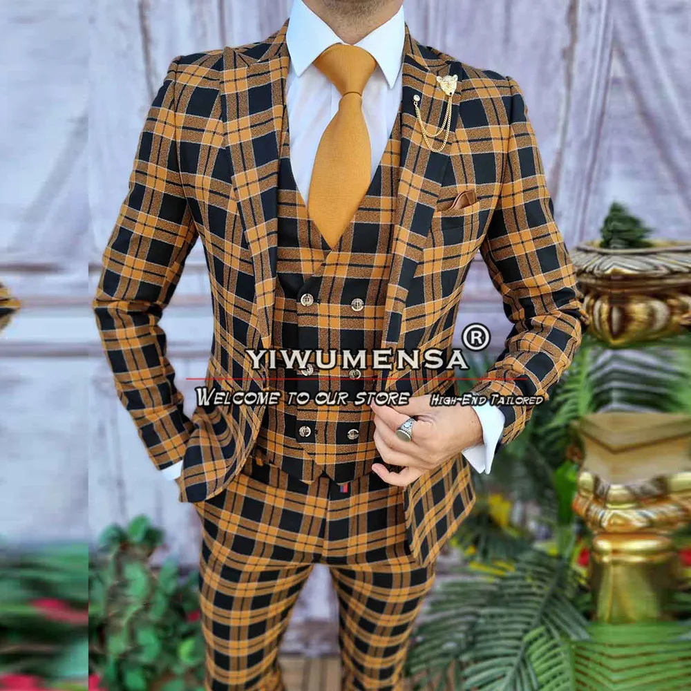 

Yellow Plaid Check Suits Men Business Office Prom Blazer Custom Made Groom Wedding Tuxedos Peaked Lapel Jacket Vest Pants 3 Pcs