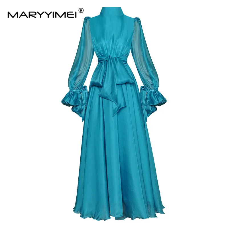 

Женское платье с воротником-стойкой и рукавами-фонариками