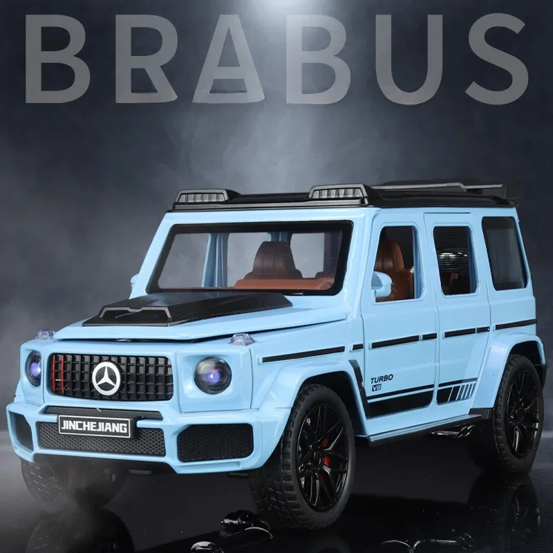 

Модель автомобиля Brabus G800 из сплава со звездным небом