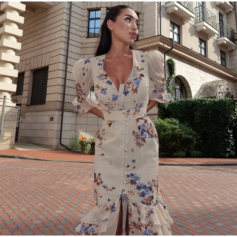 Damen Maxikleid mit Blumenmuster, Puffärmeln, V-Ausschnitt, Knopfleiste vorne, Oberschenkelschlitz und Rüschensaum – Lässiges Urlaubs- und Partykleid – Detail 15