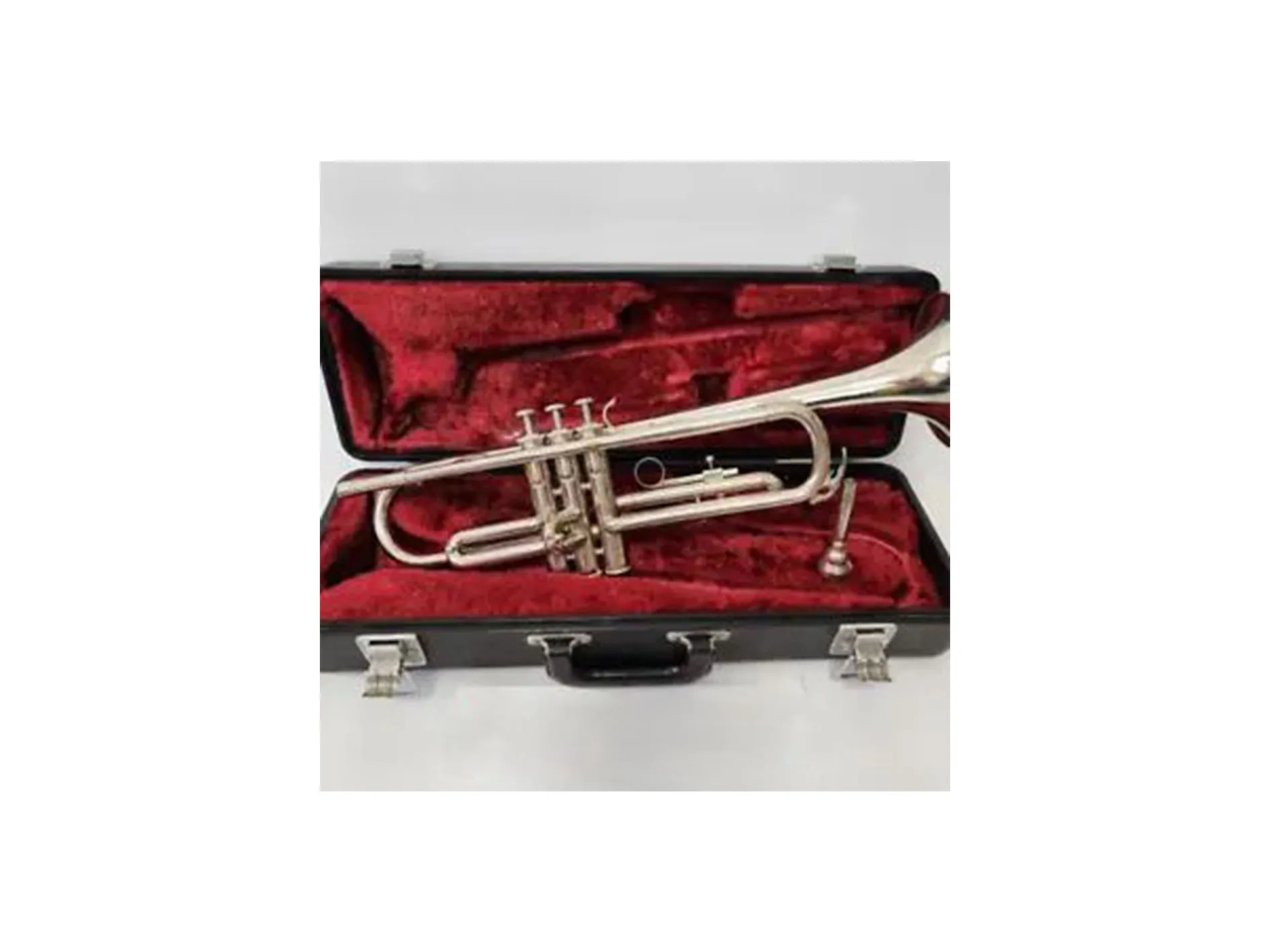 

YTR-1310 Trumpet with Hard Case Silver Musical