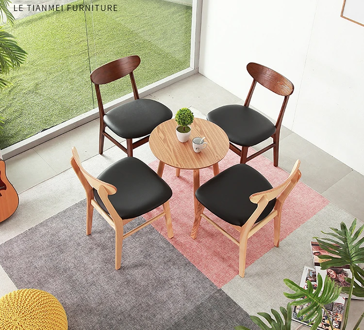 Modern Simplicity Fashionable Coffee Chair Dining Chair Upholstered with Solid Wooden Legs