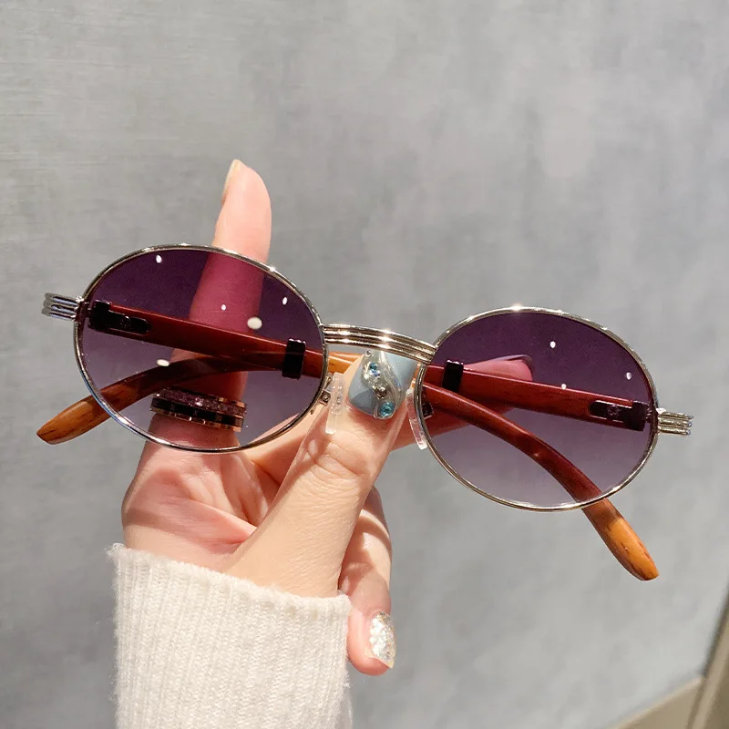 New Fashion Oval Sunglasses Men UV400 Sun Glasses Women  display picture 2