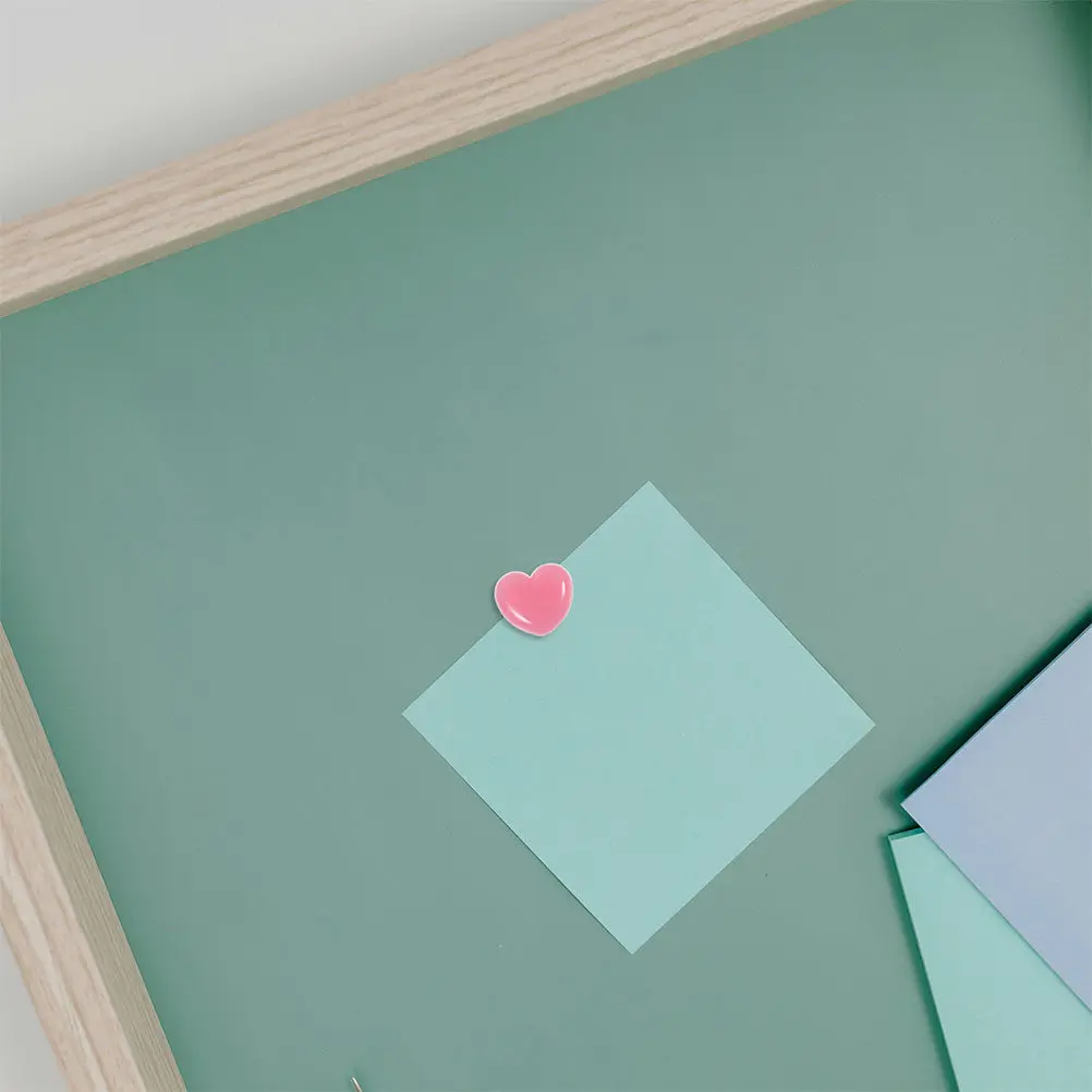 100개 하트 모양 압정, 우아한 디자인, 세련된 금속 마감, 사무실, 가정, 학교 게시판 장식에 사용하기 편리함