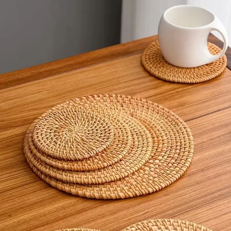 Tappetino per tazza rotondo in Rattan naturale Hot Pad, tovaglietta per isolamento caldo tessuta a mano s imbottitura per tavolo accessori per la decorazione della cucina 2