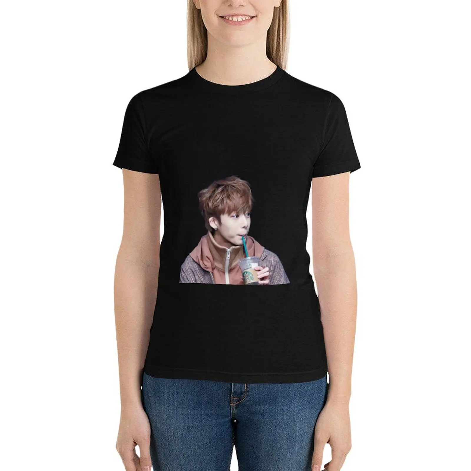 

Hyungwon Monsta X T-Shirt vintage clothes lady clothes Women's tee shirt