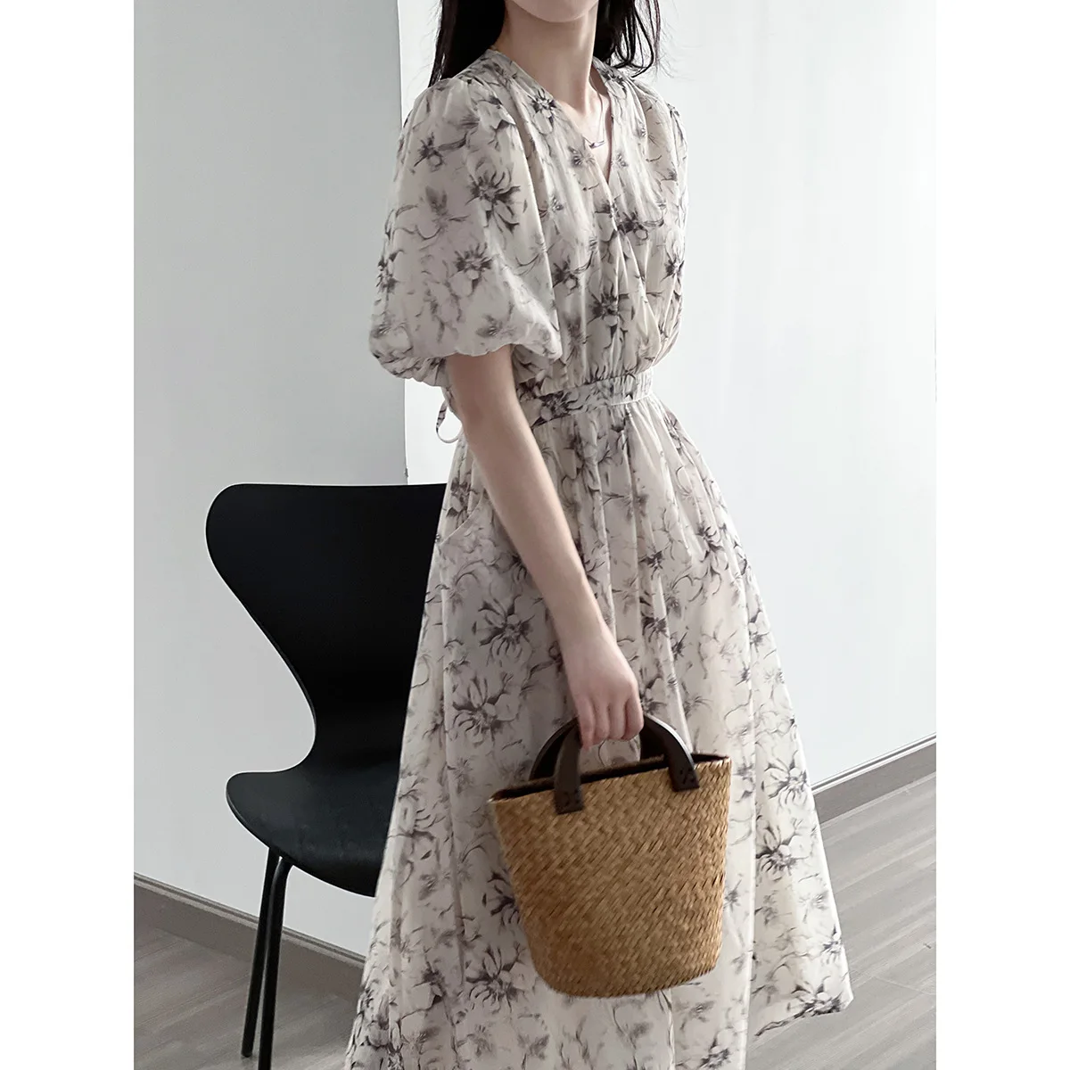 

Print Dresses Women 2023 Summer New Bubble Sleeve Dress Wash Painting V-neck A-line Chiffon Long Dress Korean Elegant Fashion