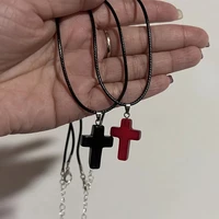 Collier gothique Vintage avec pendentif croix en verre rouge, chaîne en corde de perles noires pour femmes et hommes, accessoires de bijoux esthétiques EMO Grunge Y2K 2