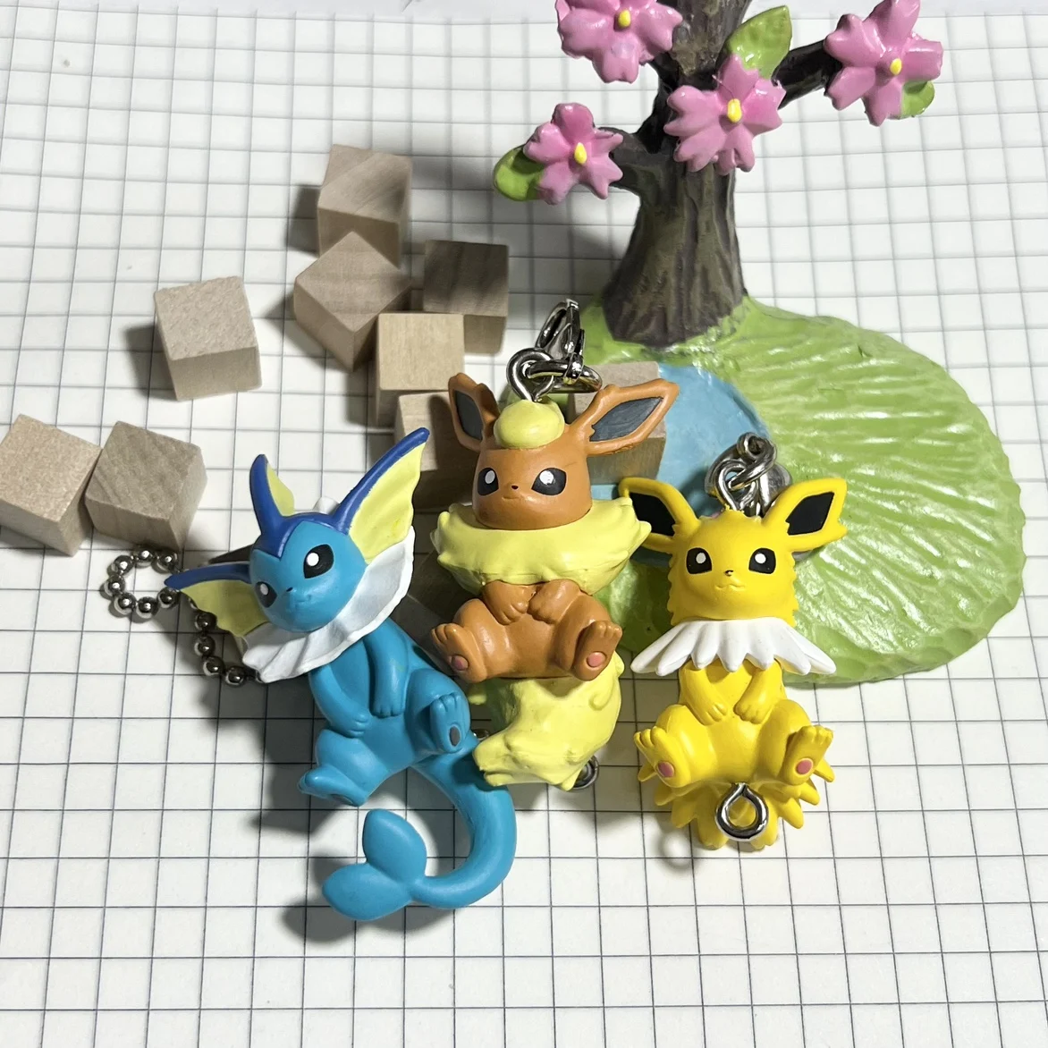 New Ditto Vaporeon Flareon Jolteon Pokemon Figure Collection