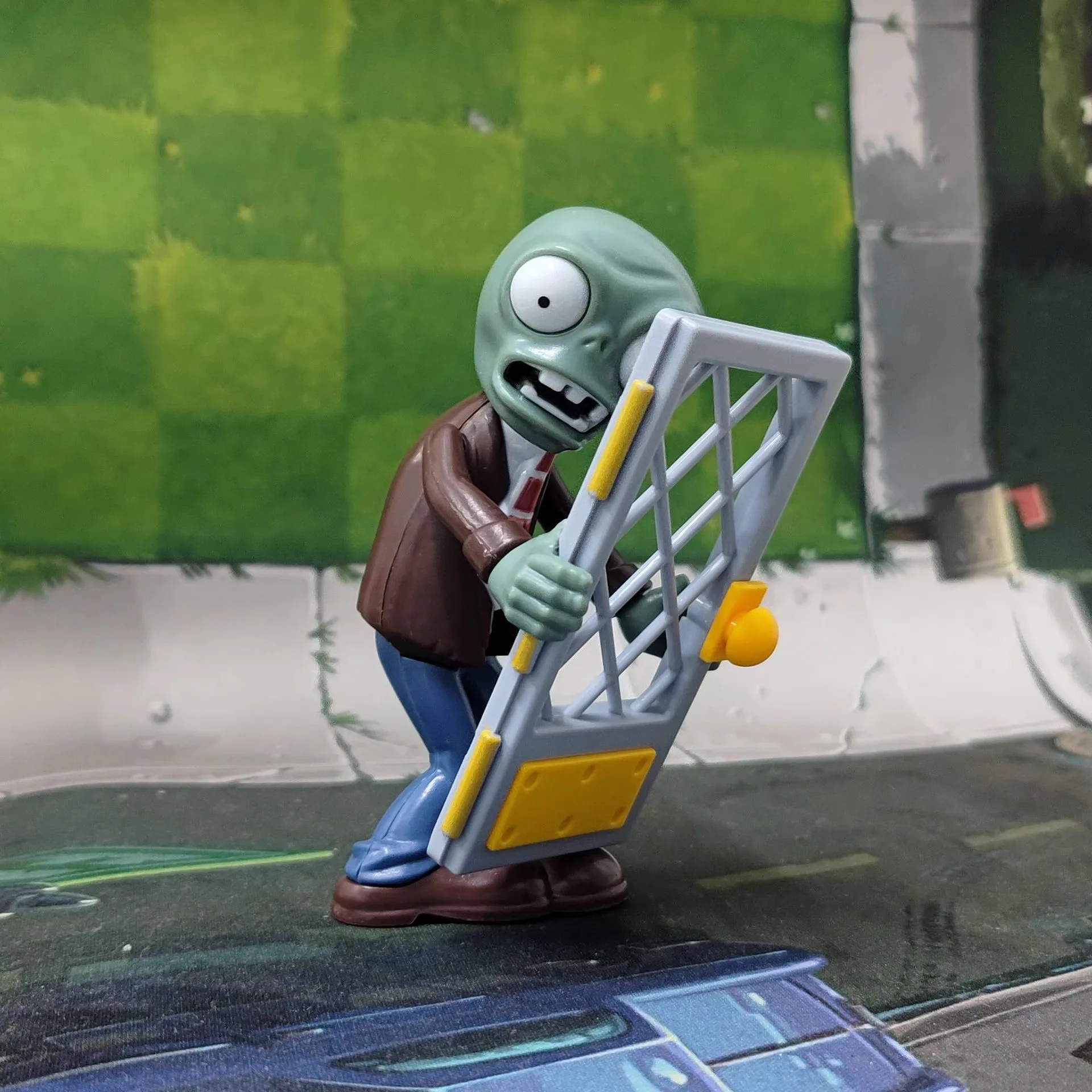Plants vs. Zombies Collectible Figures Set - Umbrella Leaf, Starfruit, Parsnip, Chomper, and Peashooter