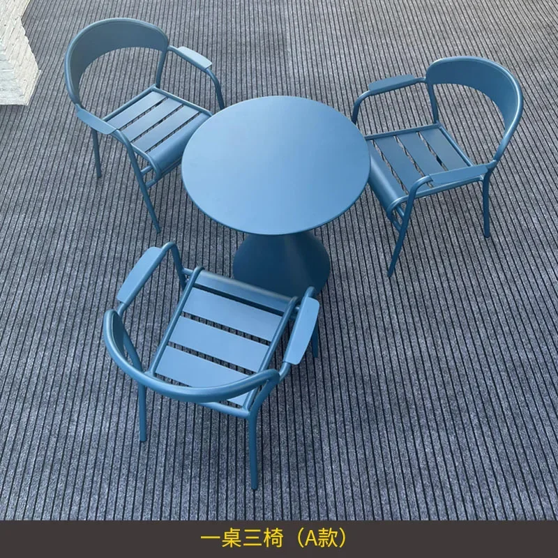 Рисунок 3 - Уличные металлические столы и стулья QB16