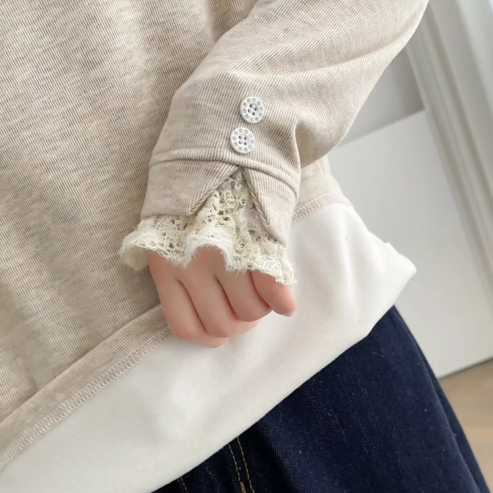 XXXXL Fashion Plus Size Woman Clothing T-Shirt New Autumn And Winter Lace Collar Warm Fleece Long Sleeved Casual Tops 8861