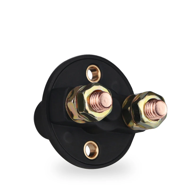 O carro cortou o interruptor principal da bateria, interruptor de alimentação do veículo, isolador de desconexão, disjuntor, interruptor principal,