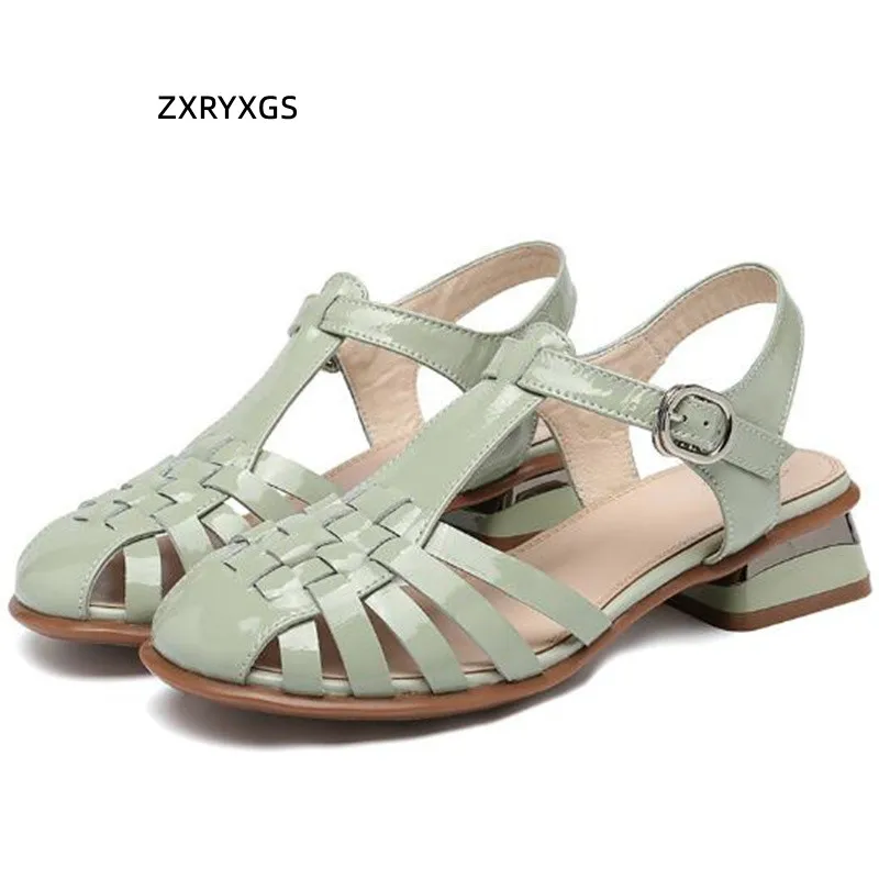 

2022 Summer Cowhide Round Toe Patent Leather Sandals Summer Women Sandals Big Size Thick Heel Elegant Temperament Trend Sandals