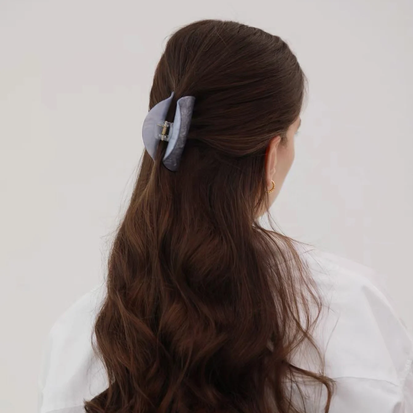 Elegante Haarklammern aus Acryl, große Größe, Halbkreis, Hai-Clip, einfache süße Halbhaar-Haar-Accessoires für Damen – Detail 9