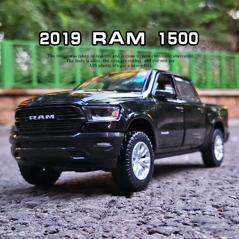 

1:24 Dodge RAM 1500 Rebel пикап модель автомобиля из сплава литая игрушка внедорожник модель автомобиля имитация коллекция детская игрушка подарок