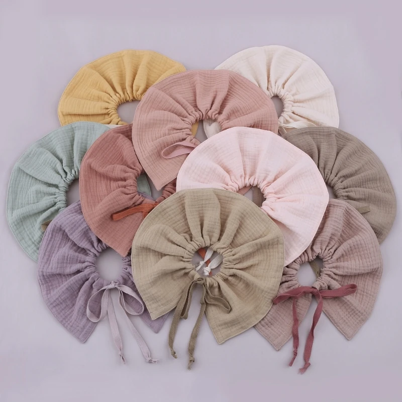 

2Pcs Korea Style Print Baby Bibs Baby Girls Burb Cloth Soft Cotton Baby Bibs Towels Infant Baby Feeding