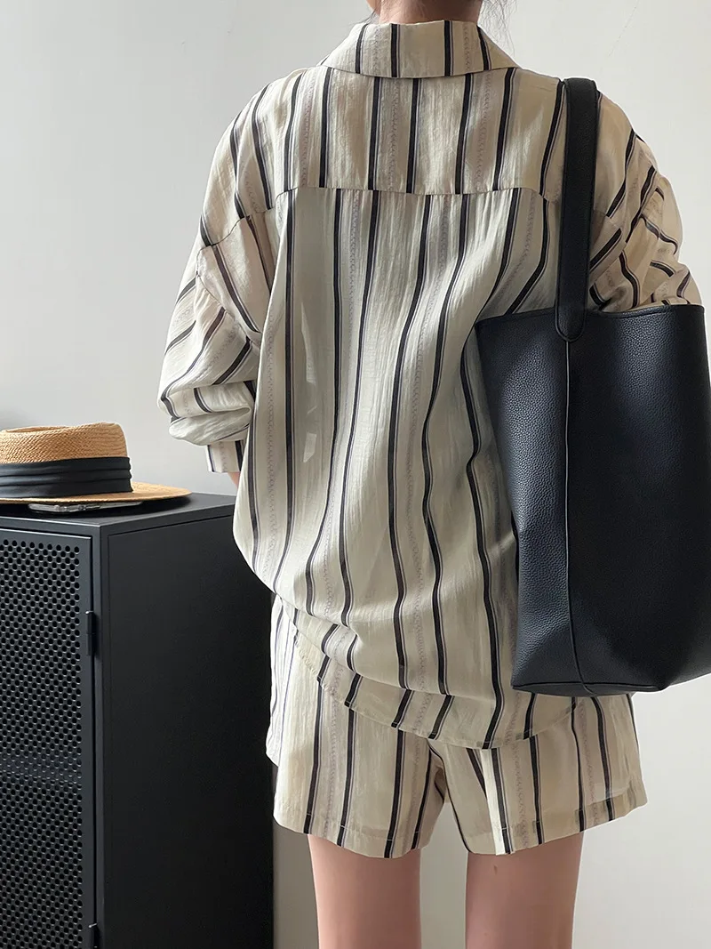 

2023 vertical stripes fashion suit women