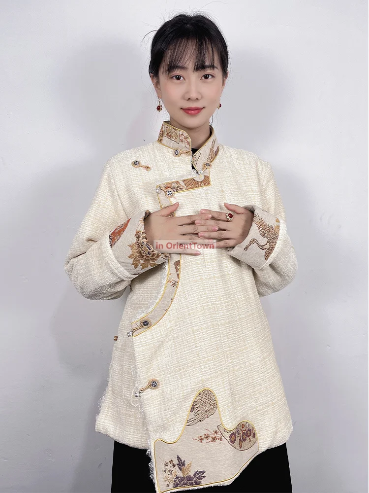 Tibetan Clothing Women's Winter Tibet Noble Coat Embroidery Plush Cotton Padded Jacket Xizang Ethnic Minority Trend Overcoat