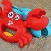 Summer Beach Toys for Children Sand Toys Kids Outdoor Plastic Sand Grabber Toy Claw Scoops for Sand Play Winter Snow Fight Games 4