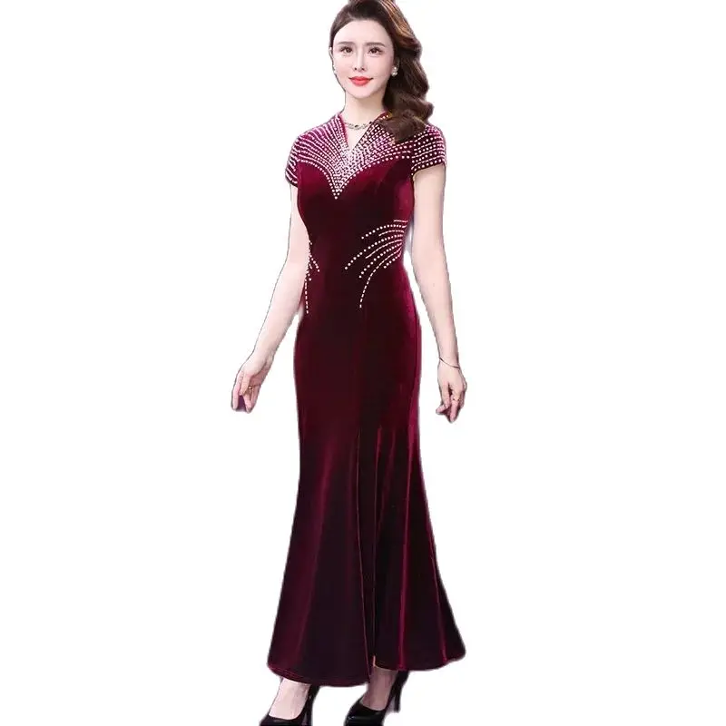 

2022 Gold Velvet Dress Fashion Women's Summer New Hand Beaded Temperament Loose Vestido mid-length Casual Women's Hip Skirt