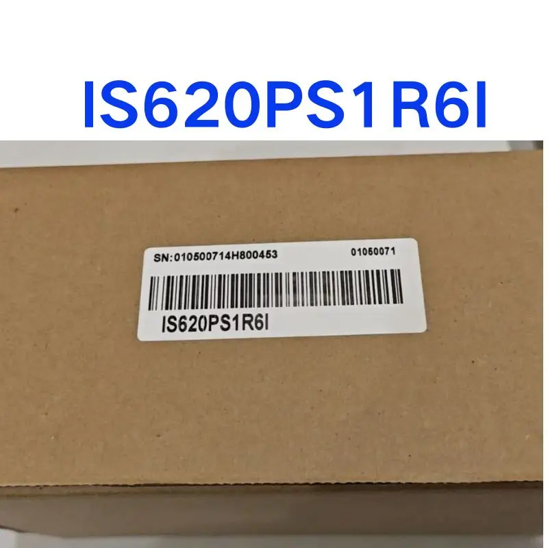 

New IS620PS1R6I， Servo driver 200W Fast Shipping