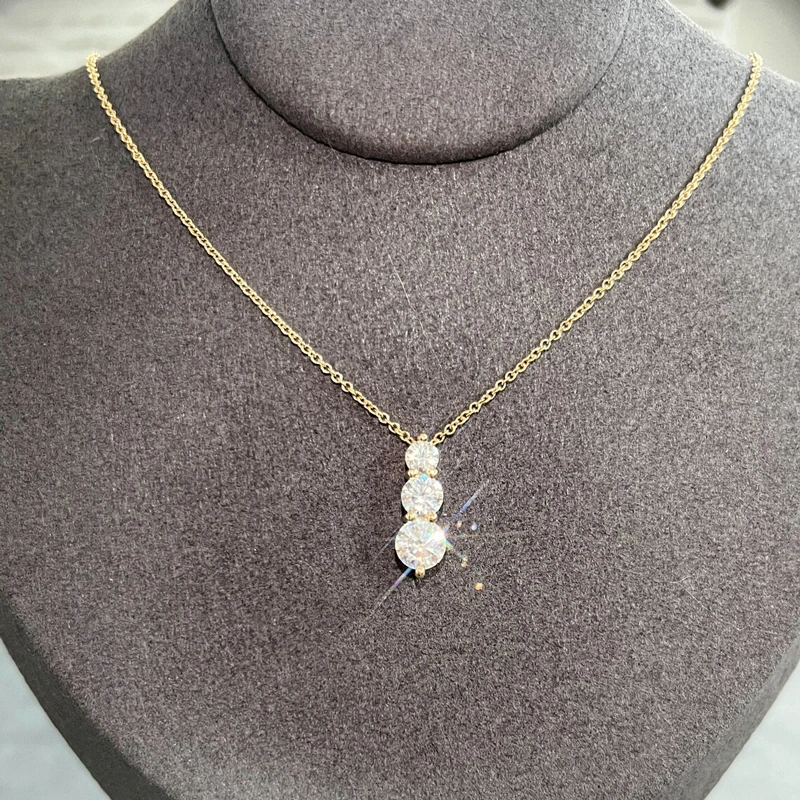 Rrjzz Brillante D-farbene, runde 4 mm, 5 mm und 6 mm große Moissanit-Diamant-Halskette mit drei Steinen für Frauen, Geburtstagsschmuck, Geschenke – Detail 7