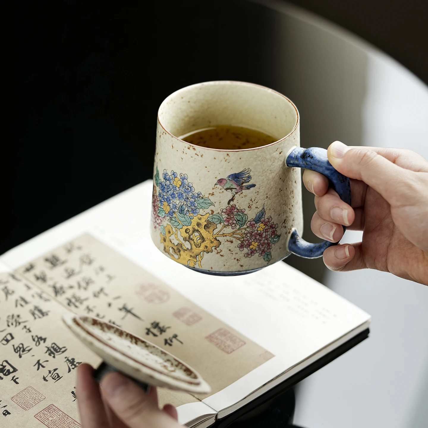 Chinese Style Ceramic Cartoon Floral Pattern Mug, Personal Creative Teacup, With Cover Filtered Tea Water Separation, 400ml, 1Pc