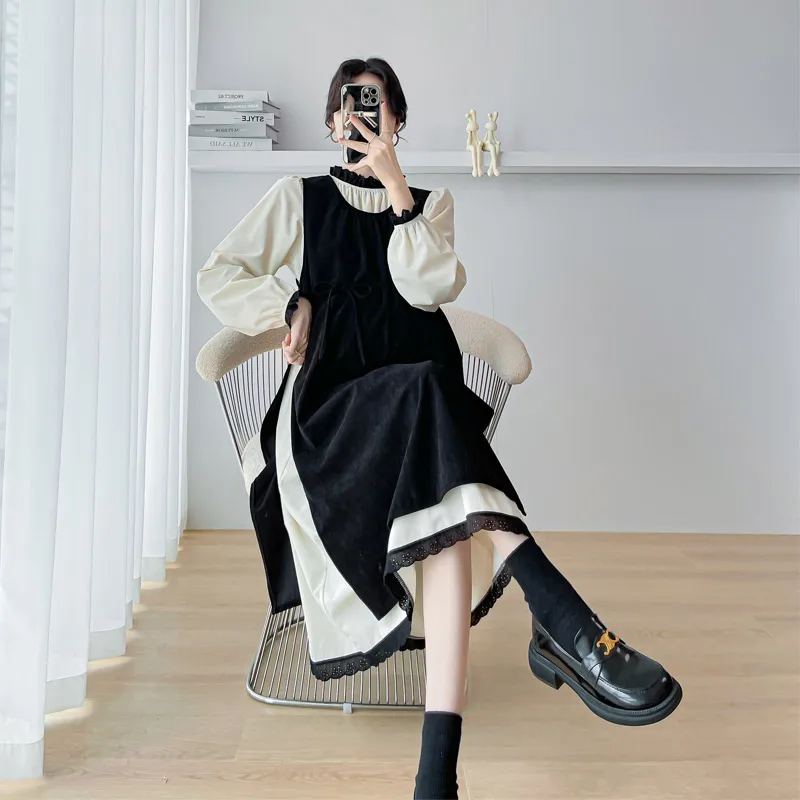 

2024 Autumn and Winter Maternity Dresses Suits Black Corduroy Sundress+Long Sleeved Lace Ruffles Collar Dress Two Pieces Twinset