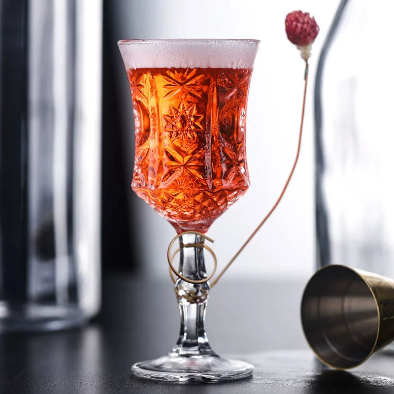 100ml European Crystal Carved Goblet Creative Transparent Cocktail Glass Retro Embossed Champagne Ice Cream Juice Cold Drink Cup