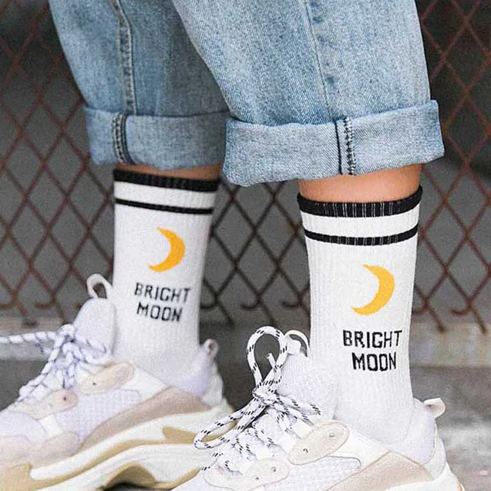 

Men Women Harajuku Hip Hop Autumn Elastic Rib Trim Long Crew Socks New Moon Letters Stripes Printed Couples Cotton Tube Hosiery