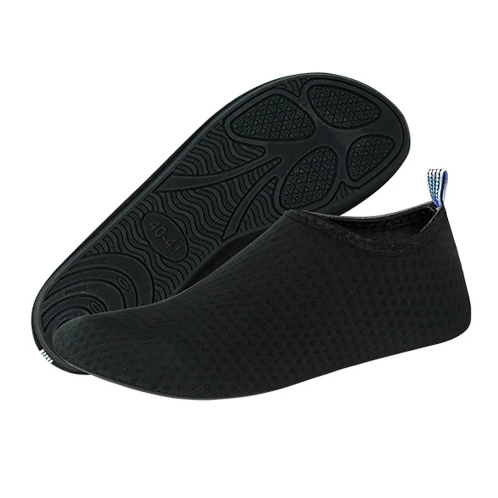 thumbnail image 1 of Zapatos de agua Suela de goma Agujero de malla Zapatos de buceo de secado rápido Unisex Playa Natación Calcetines de buceo Antideslizantes Playa Surf Adultos Niños, 1 of 5