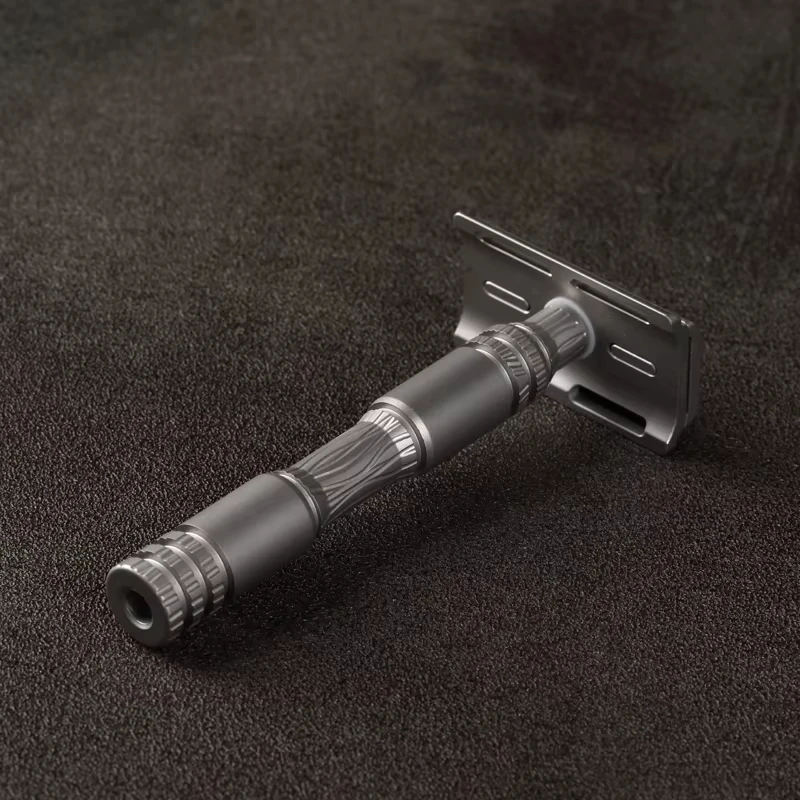 YAQI 316 스테인리스 스틸 버전 고스트 안전 면도기 1.10mm 블레이드 간격 및 12mm 핸들 직경으로 편안한 면도를 제공합니다.