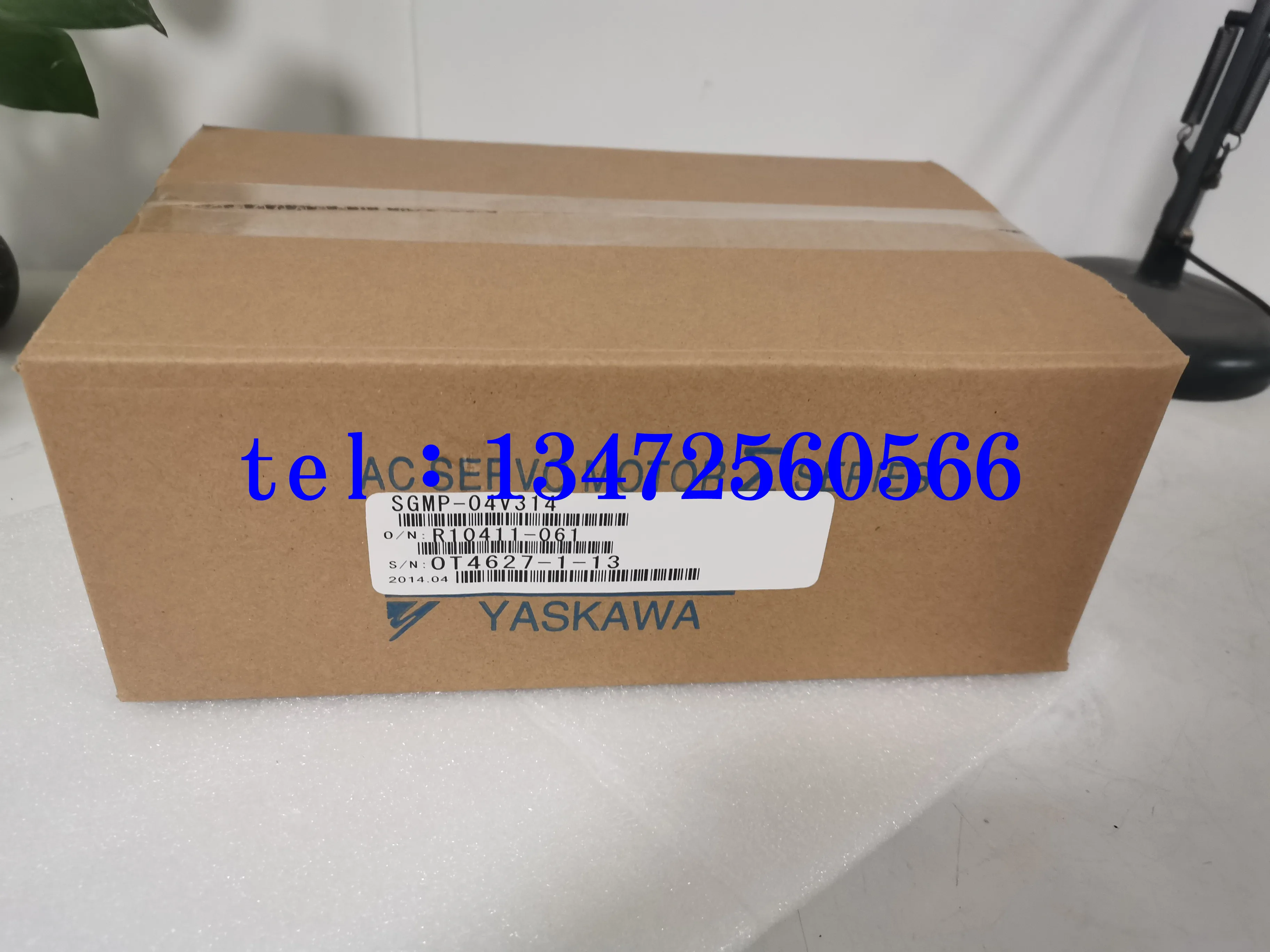

Телефон с сервоприводом SGD7S-5R5A/7R6A/120A/180A/200A00A002, в наличии